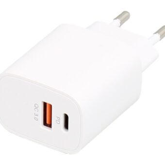 E-GREEN Superbrzi strujni punjač sa USB3.0 i USB 3.1 tipC ulazom 5V/3A 20W