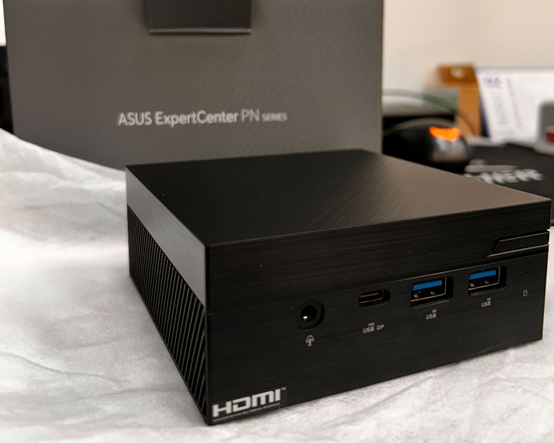ASUS Mini PC PN53-BS5753MDS1 (Ryzen 5 7530U, Barebone) outlet